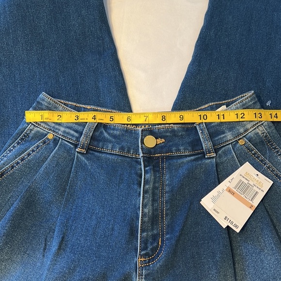 Michael Kors  blue jeans Basics - Picture 9 of 14